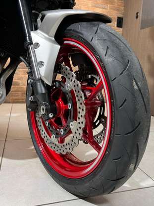 KAWASAKI-Z900-2023