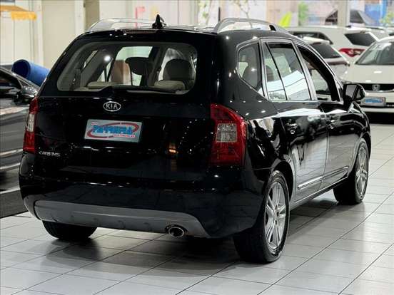 KIA-CARENS-2010
