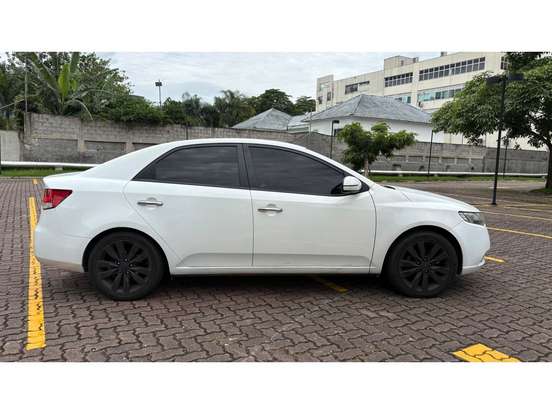 KIA-CERATO-2012