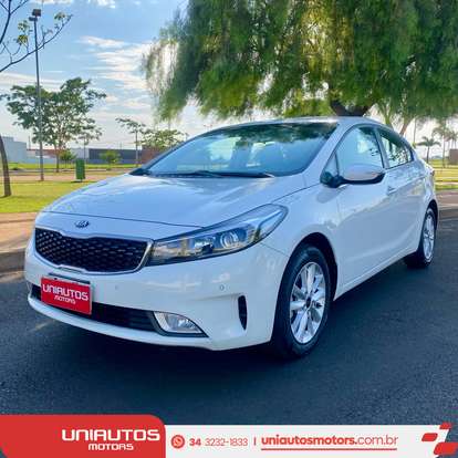 KIA-CERATO-2017