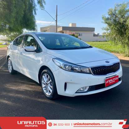 KIA-CERATO-1.6 SX 16V FLEX 4P AUTOMÁTICO KIA-CERATO-2017