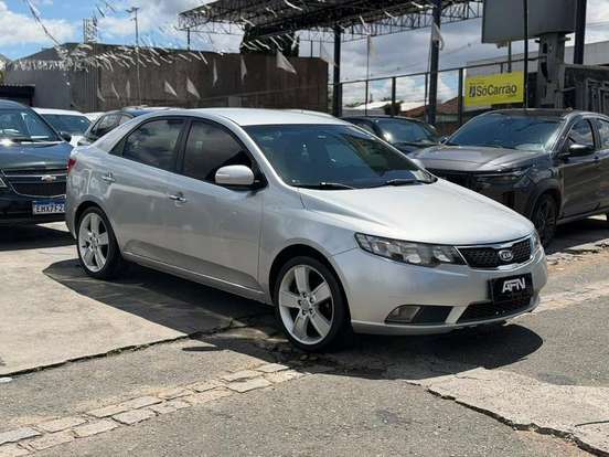 KIA-CERATO-1.6 SX 16V FLEX 4P AUTOMÁTICO KIA-CERATO-2010