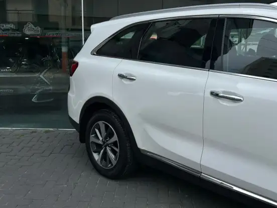 KIA-SORENTO-2018