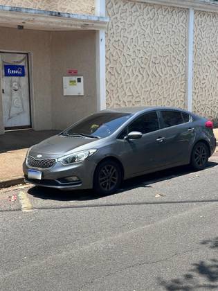 KIA CERATO 1.6 SX 16V FLEX 4P AUTOMÁTICO