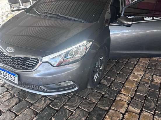 KIA-CERATO-1.6 SX 16V FLEX 4P AUTOMÁTICO KIA-CERATO-2013