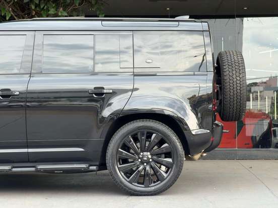 LAND ROVER-DEFENDER-3.0 D300 TURBO DIESEL MHEV 110 X-DYNAMIC HSE AWD AUTOMÁTICO LAND ROVER-DEFENDER-2023
