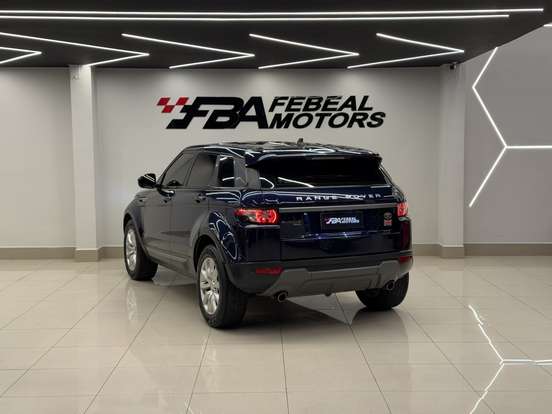 LAND ROVER-RANGE ROVER EVOQUE-2.0 PURE 4WD 16V GASOLINA 4P AUTOMÁTICO LAND ROVER-RANGE ROVER EVOQUE-2014
