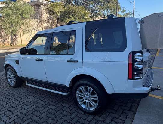 LAND ROVER-DISCOVERY 4-3.0 SE 4X4 V6 24V BI-TURBO DIESEL 4P AUTOMÁTICO LAND ROVER-DISCOVERY 4-2015