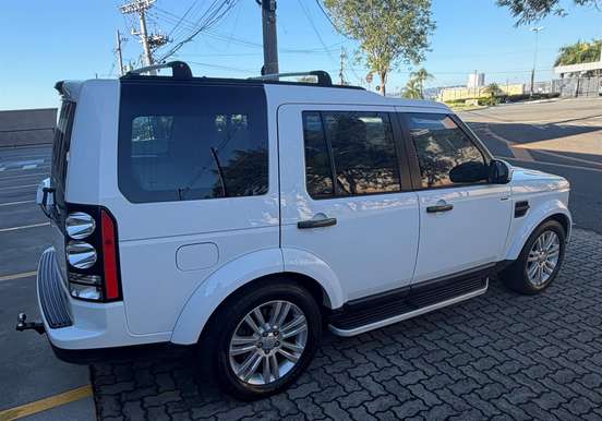 LAND ROVER-DISCOVERY 4-2015