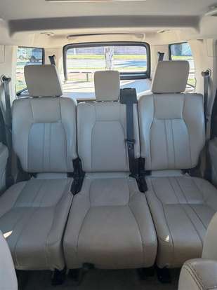 LAND ROVER-DISCOVERY 4-2015