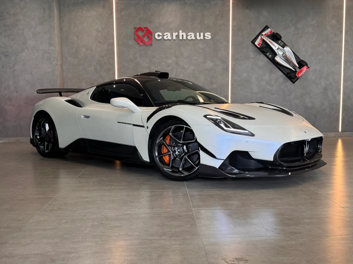 Maserati MC20 — foto 3