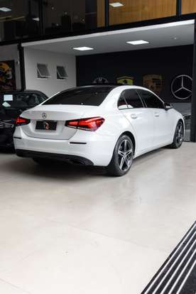 MERCEDES-BENZ-A 200-2020