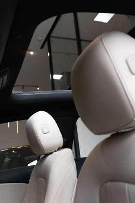 MERCEDES-BENZ-A 200-2020