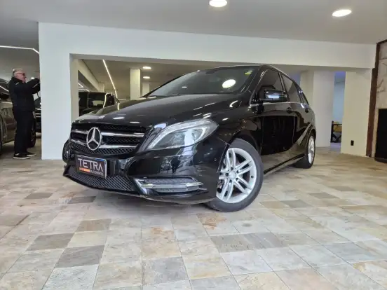 MERCEDES-BENZ-B 200-2012