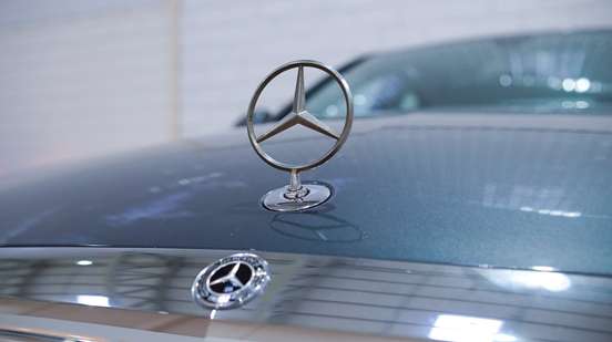 MERCEDES-BENZ-C 180-2017