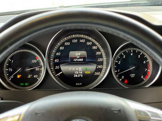 MERCEDES-BENZ-C 180-1.6 CGI SPORT 16V TURBO GASOLINA 4P AUTOMÁTICO MERCEDES-BENZ-C 180-2013