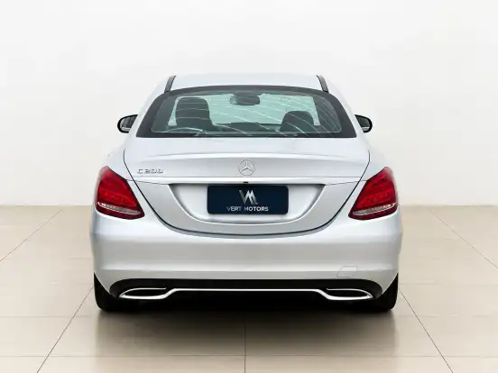 MERCEDES-BENZ-C 200-2.0 CGI AVANTGARDE 16V GASOLINA 4P AUTOMÁTICO MERCEDES-BENZ-C 200-2015