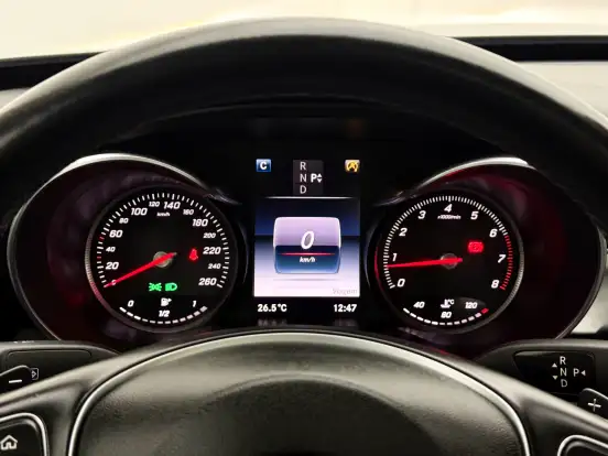 MERCEDES-BENZ-C 200-2.0 CGI AVANTGARDE 16V GASOLINA 4P AUTOMÁTICO MERCEDES-BENZ-C 200-2015
