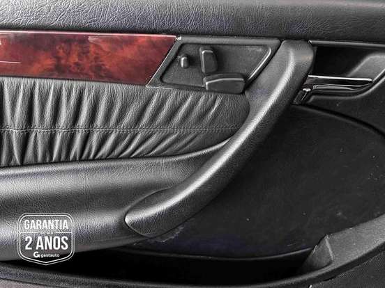 MERCEDES-BENZ-C 240-2.4 CLASSIC GASOLINA 4P AUTOMÁTICO MERCEDES-BENZ-C 240-1998