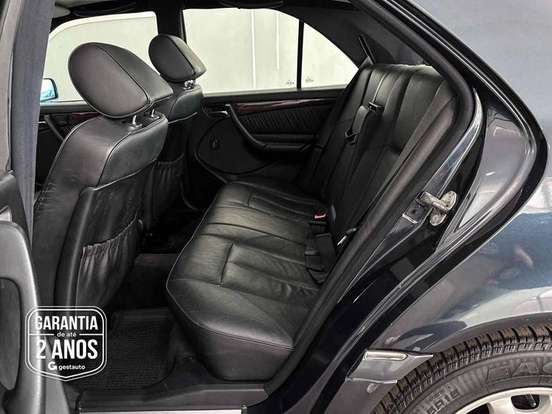 MERCEDES-BENZ-C 240-2.4 CLASSIC GASOLINA 4P AUTOMÁTICO MERCEDES-BENZ-C 240-1998