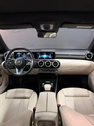 MERCEDES-BENZ-CLA 250-2020