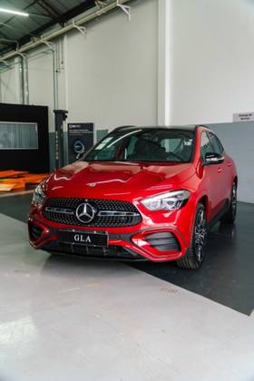 MERCEDES-BENZ GLA 200 1.3 MHEV NIGHT EDITION 7G-DCT
