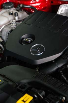 MERCEDES-BENZ-GLA 200-2026