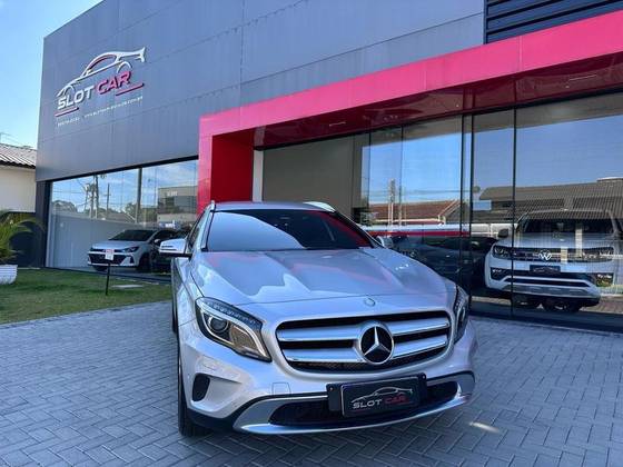 MERCEDES-BENZ GLA 200 1.6 CGI ADVANCE 16V TURBO FLEX 4P AUTOMÁTICO