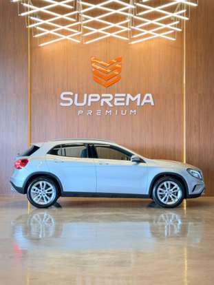 MERCEDES-BENZ-GLA 200-2015
