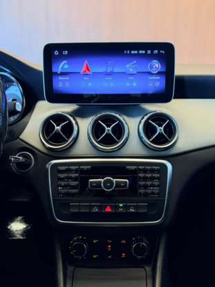 MERCEDES-BENZ-GLA 200-2015