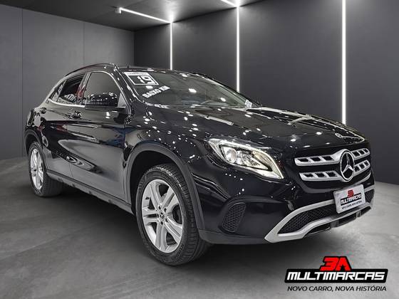 MERCEDES-BENZ GLA 200 1.6 CGI FLEX STYLE 7G-DCT