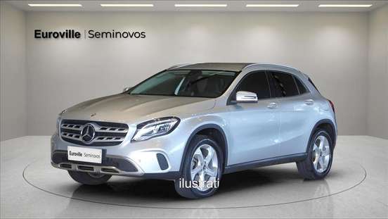 MERCEDES-BENZ-GLA 200-2018