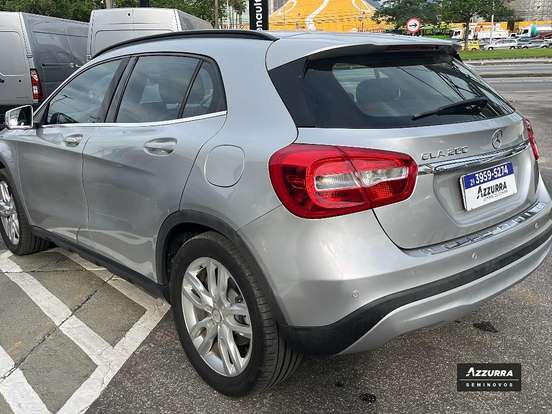 MERCEDES-BENZ-GLA 200-2016