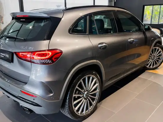 MERCEDES-BENZ-GLA 35 AMG-2.0 CGI GASOLINA 4MATIC SPEEDSHIFT MERCEDES-BENZ-GLA 35 AMG-2022