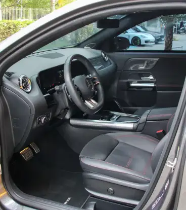 MERCEDES-BENZ-GLA 35 AMG-2026