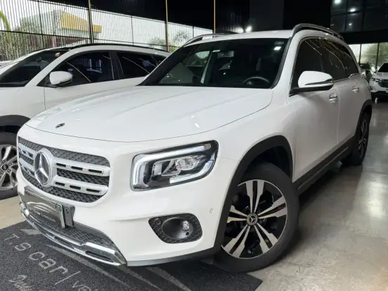 MERCEDES-BENZ-GLB 200-2021