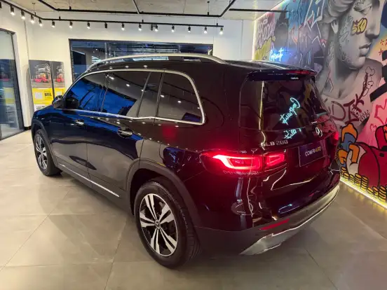 MERCEDES-BENZ-GLB 200-2021
