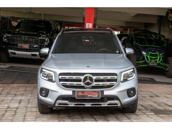 MERCEDES-BENZ-GLB 200-2020