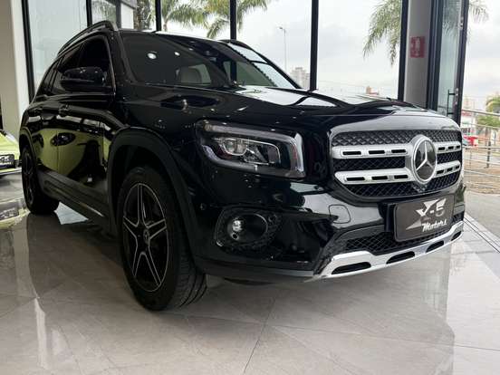 MERCEDES-BENZ-GLB 200-2021