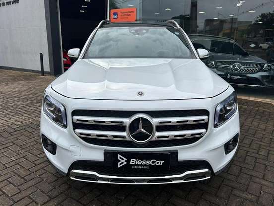 MERCEDES-BENZ-GLB 200-2021