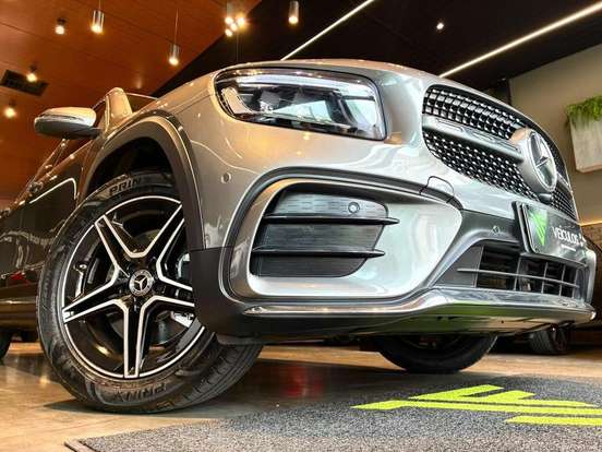 MERCEDES-BENZ-GLB 220-2.0 MHEV AMG LINE 4MATIC 8G-DCT MERCEDES-BENZ-GLB 220-2024