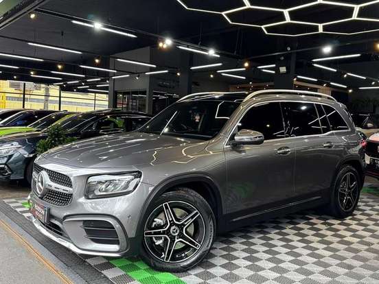 MERCEDES-BENZ-GLB 220-2024