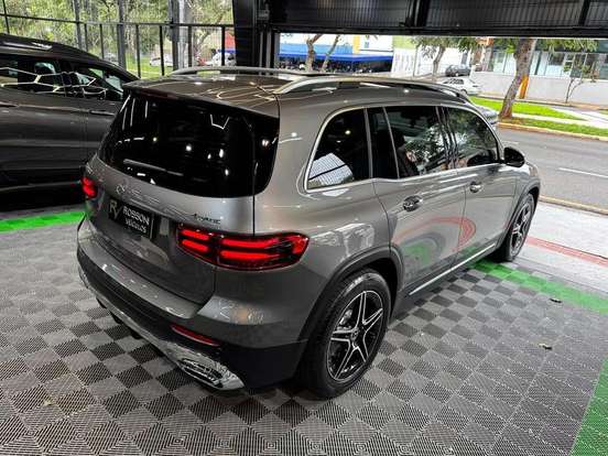 MERCEDES-BENZ-GLB 220-2.0 MHEV AMG LINE 4MATIC 8G-DCT MERCEDES-BENZ-GLB 220-2024