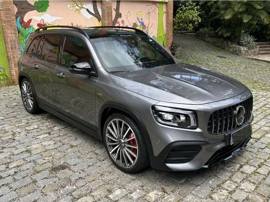 MERCEDES-BENZ-GLB 35 AMG-2022