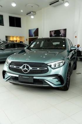 MERCEDES-BENZ GLC 300 2.0 MHEV AMG LINE COUPÉ 4MATIC 9G-TRONIC