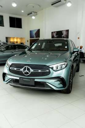 MERCEDES-BENZ-GLC 300-2026