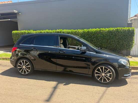MERCEDES-BENZ-B 200-2014