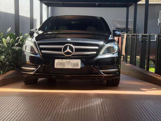 MERCEDES-BENZ-B 200-2014