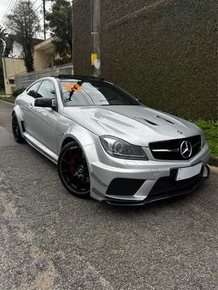 MERCEDES-BENZ-C 63 AMG-6.2 V8 GASOLINA COUPÉ MCT MERCEDES-BENZ-C 63 AMG-2013