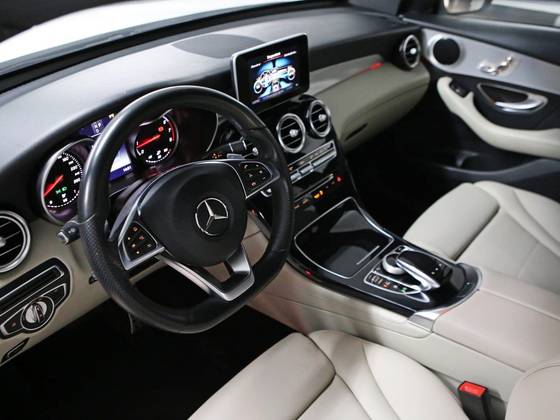 MERCEDES-BENZ GLC 250 2.0 CGI GASOLINA COUPÉ 4MATIC 9G-TRONIC